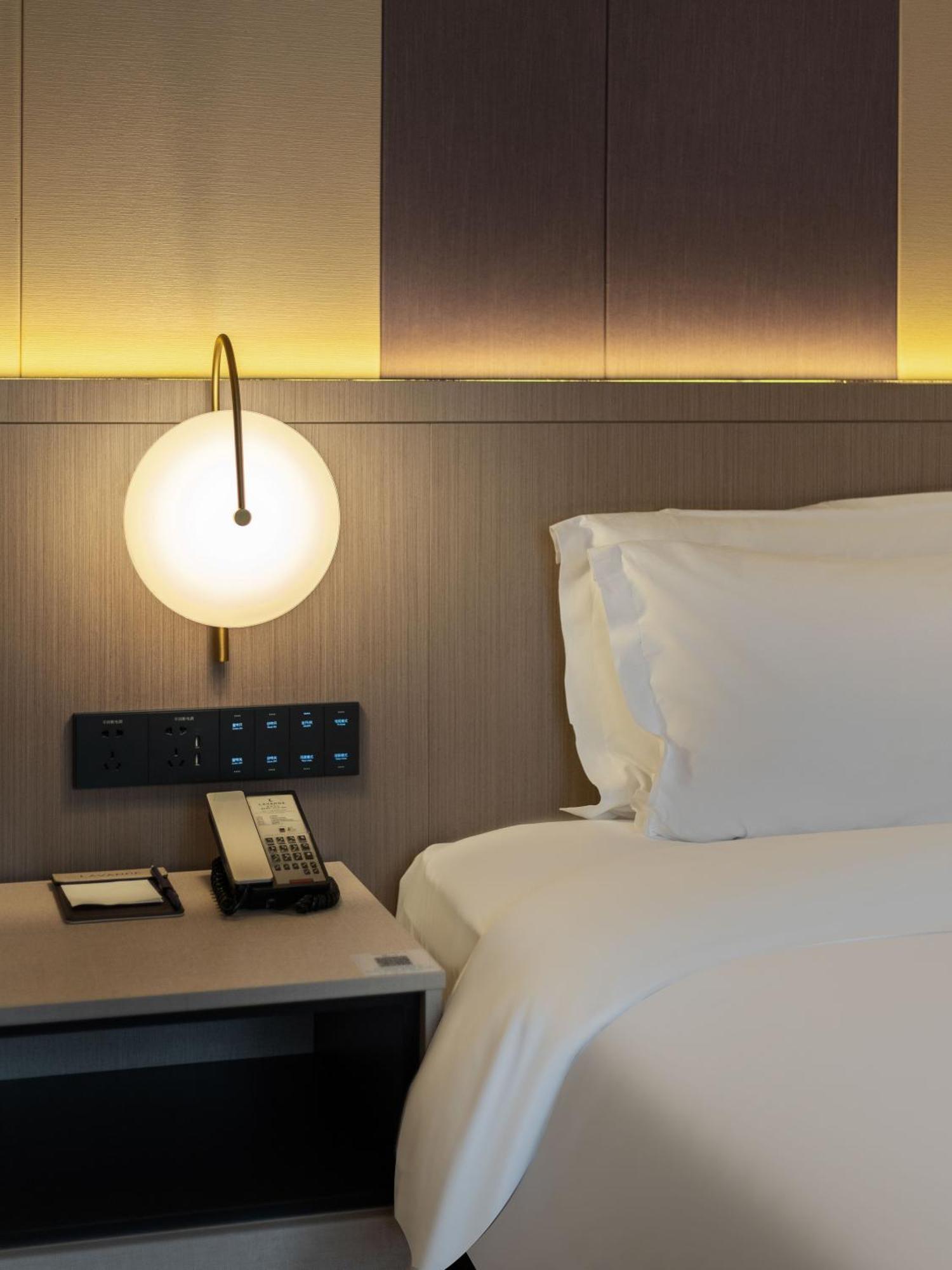 Lavande International Hotel Guangzhou Us Consulate General Guangzhou Grandview Plaza Branch - Free Shuttle Bus To Canton Fair Complex During Canton Fair Period & Free Vpn Internet Access Dış mekan fotoğraf