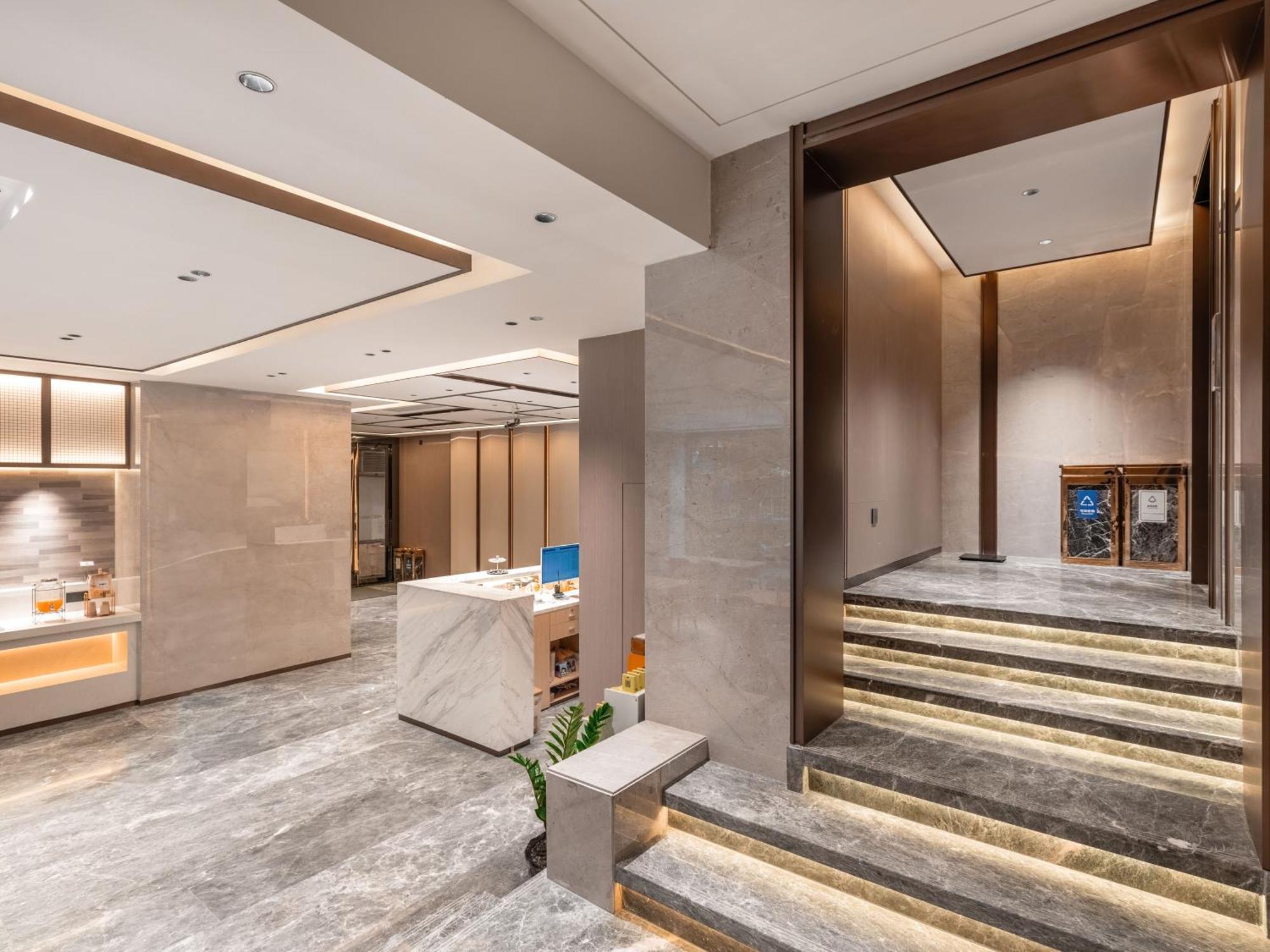 Lavande International Hotel Guangzhou Us Consulate General Guangzhou Grandview Plaza Branch - Free Shuttle Bus To Canton Fair Complex During Canton Fair Period & Free Vpn Internet Access Dış mekan fotoğraf
