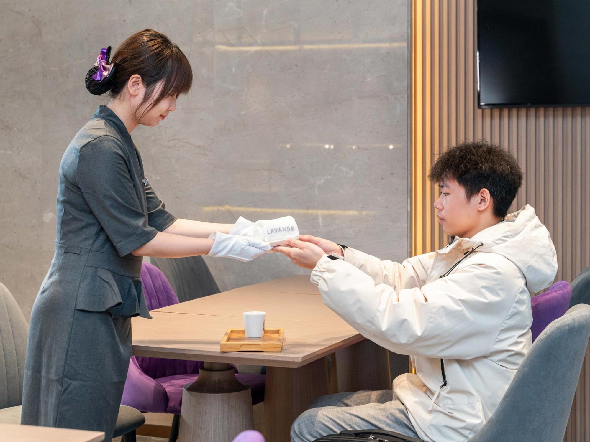 Lavande International Hotel Guangzhou Us Consulate General Guangzhou Grandview Plaza Branch - Free Shuttle Bus To Canton Fair Complex During Canton Fair Period & Free Vpn Internet Access Dış mekan fotoğraf