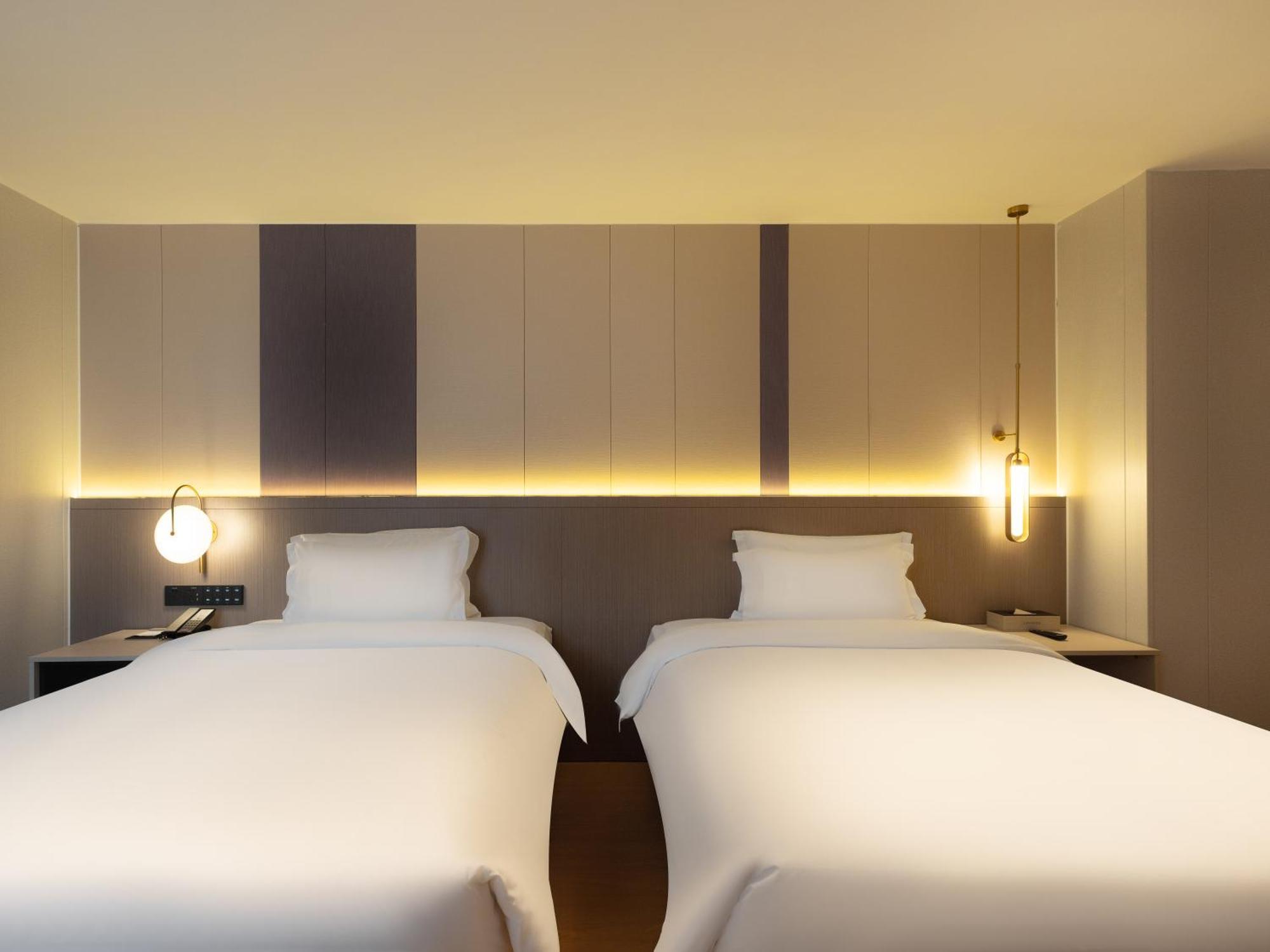 Lavande International Hotel Guangzhou Us Consulate General Guangzhou Grandview Plaza Branch - Free Shuttle Bus To Canton Fair Complex During Canton Fair Period & Free Vpn Internet Access Dış mekan fotoğraf